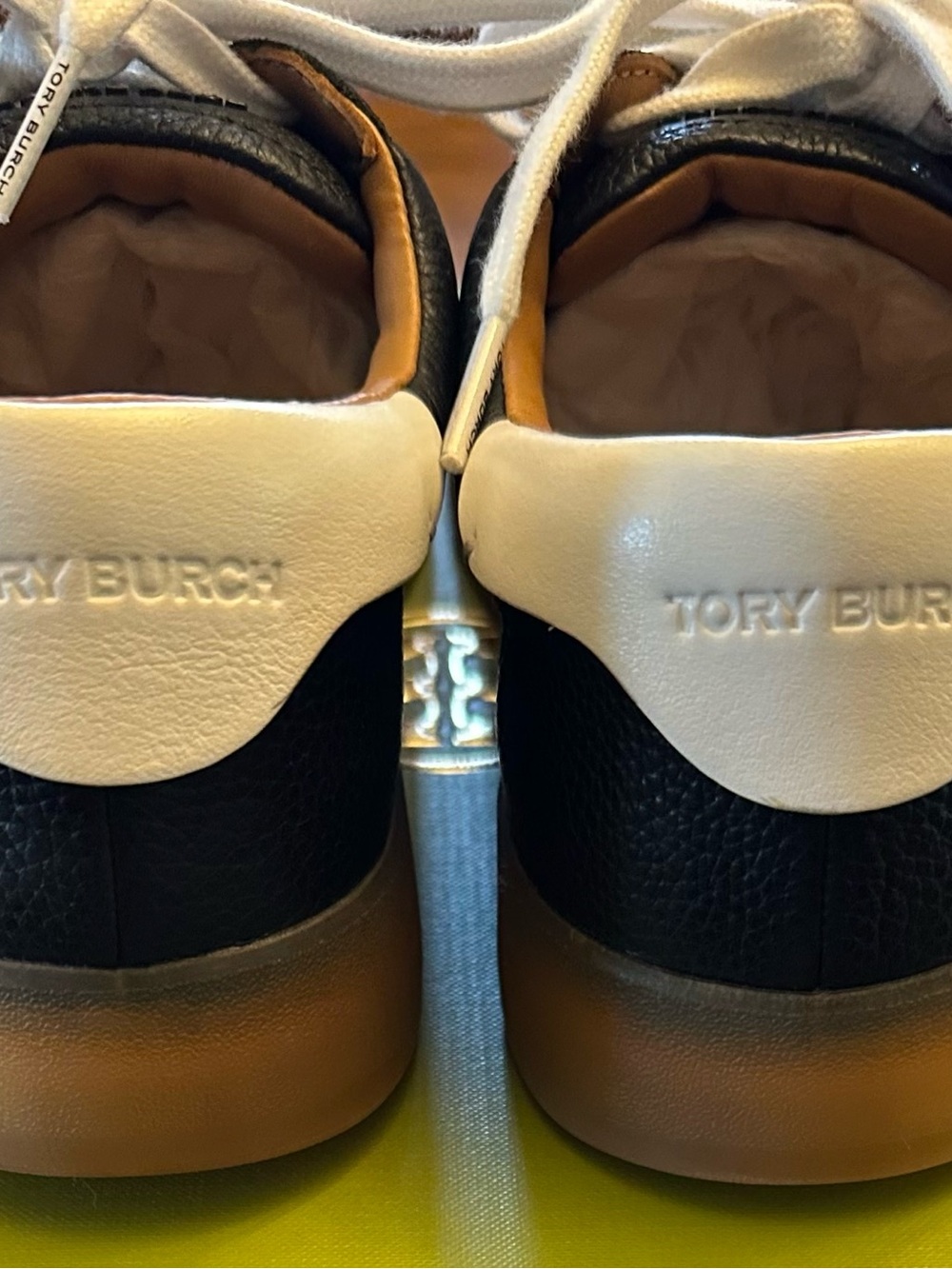 Tory Burch Phoenix Sneaker Tumbled Leather Black/Purity Trainers EU 38.5 US 8.5 - Picture 6 of 12
